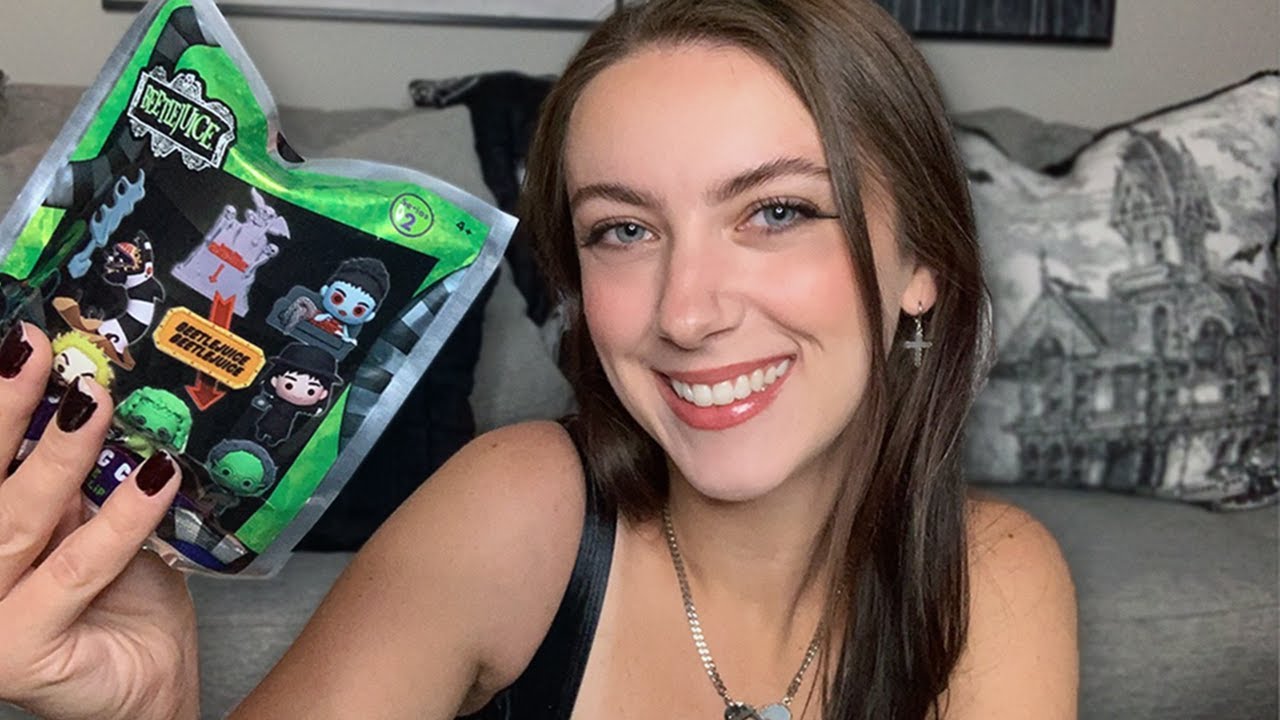 ASMR | Beetlejuice Blind Bag Opening (smol spirit halloween haul)
