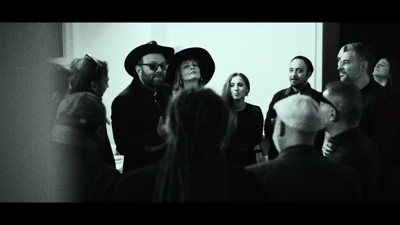 Total Reverends - Love Me