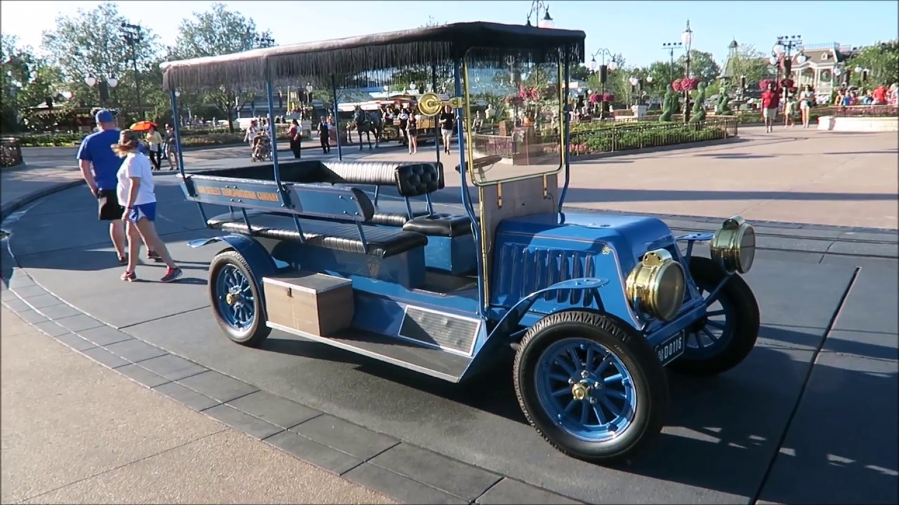Magic Kingdom's 1903 Main Street Vehicle and going solo at Disney