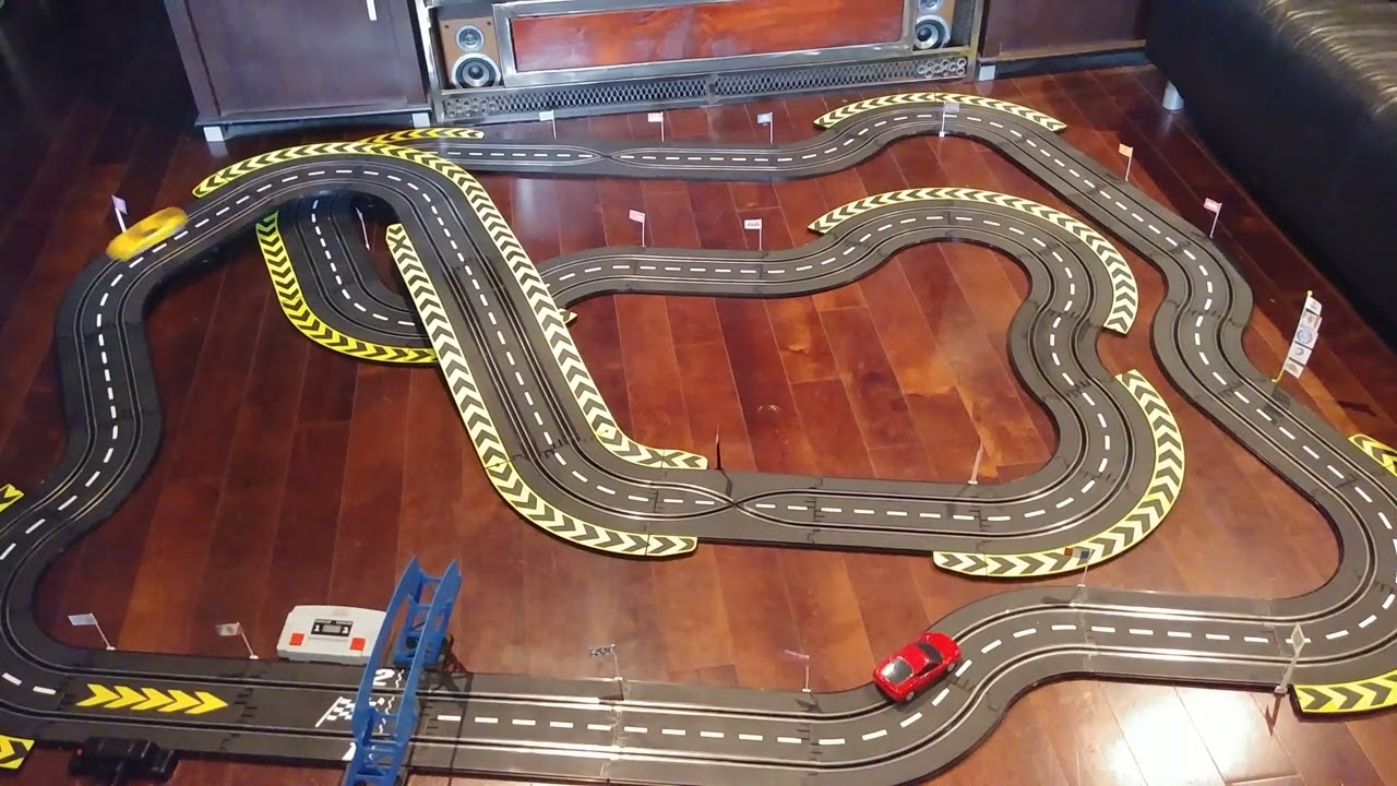 Piste de Course Ferrari F430 de Artin et Scalextric - Telquel.ca