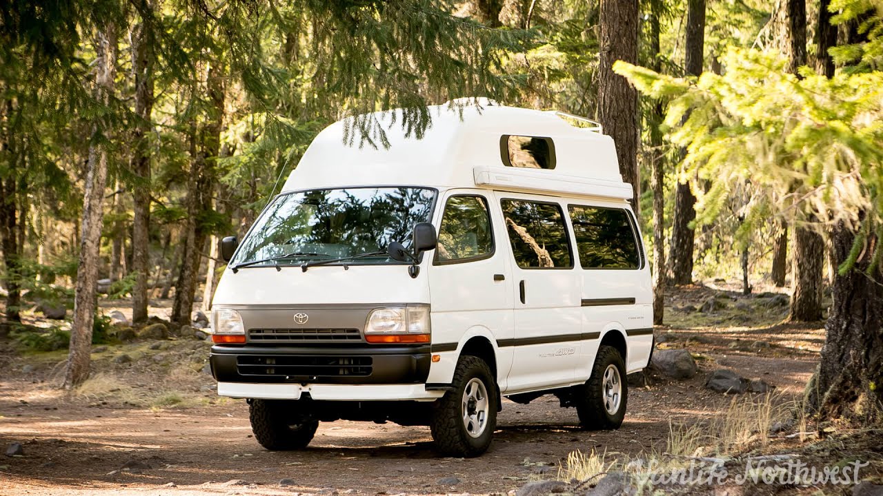 ПРОДАЕТСЯ: Toyota HIACE 4x4 Camper 1996 года выпуска