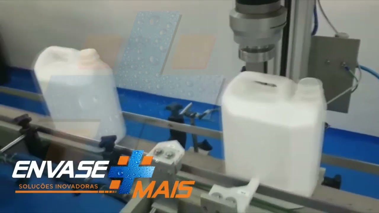 Envasadora Semi Autom&aacute;tica 1 ou 2 Bicos por Balan&ccedil;a com Tanque Acoplado em Esteira - 680