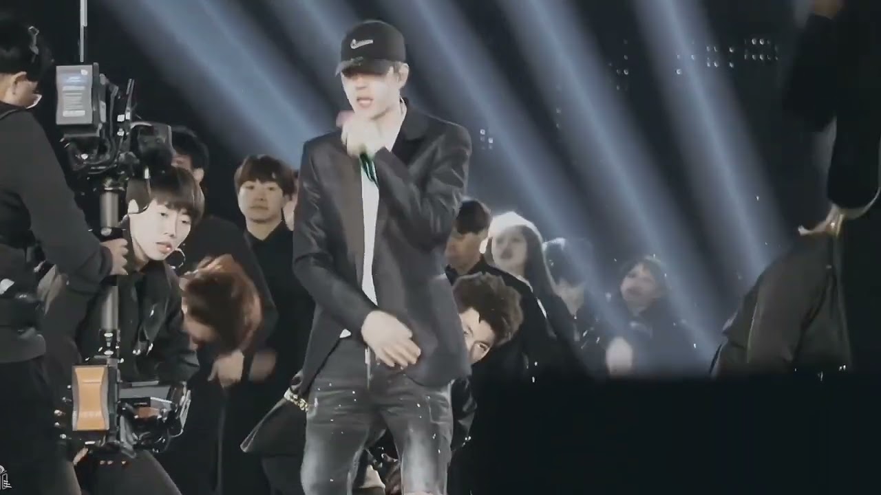Wang Yibo - Rules of my world | rehearsal and stage🔥