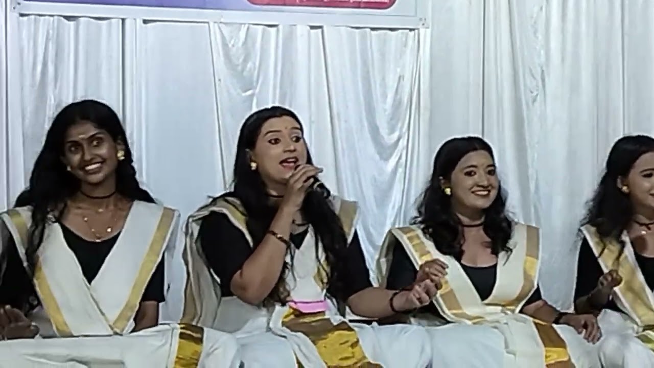 എത്ര മനോഹരം ഇ നാടൻപാട്ട്. അവതരണം രണതാരമാതോടം, കണ്ണാടിപറമ്പ്.