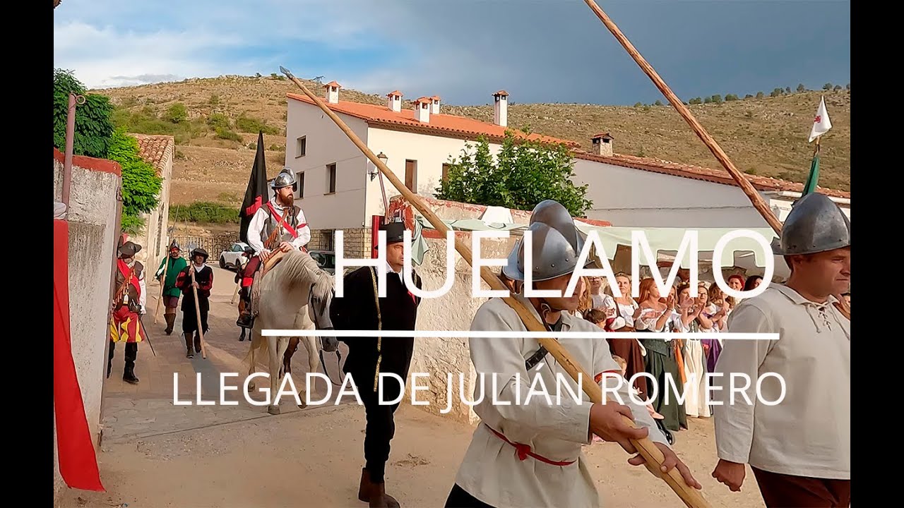 HU&Eacute;LAMO RECIBI&Oacute; A JULI&Aacute;N ROMERO DE IBARROLA