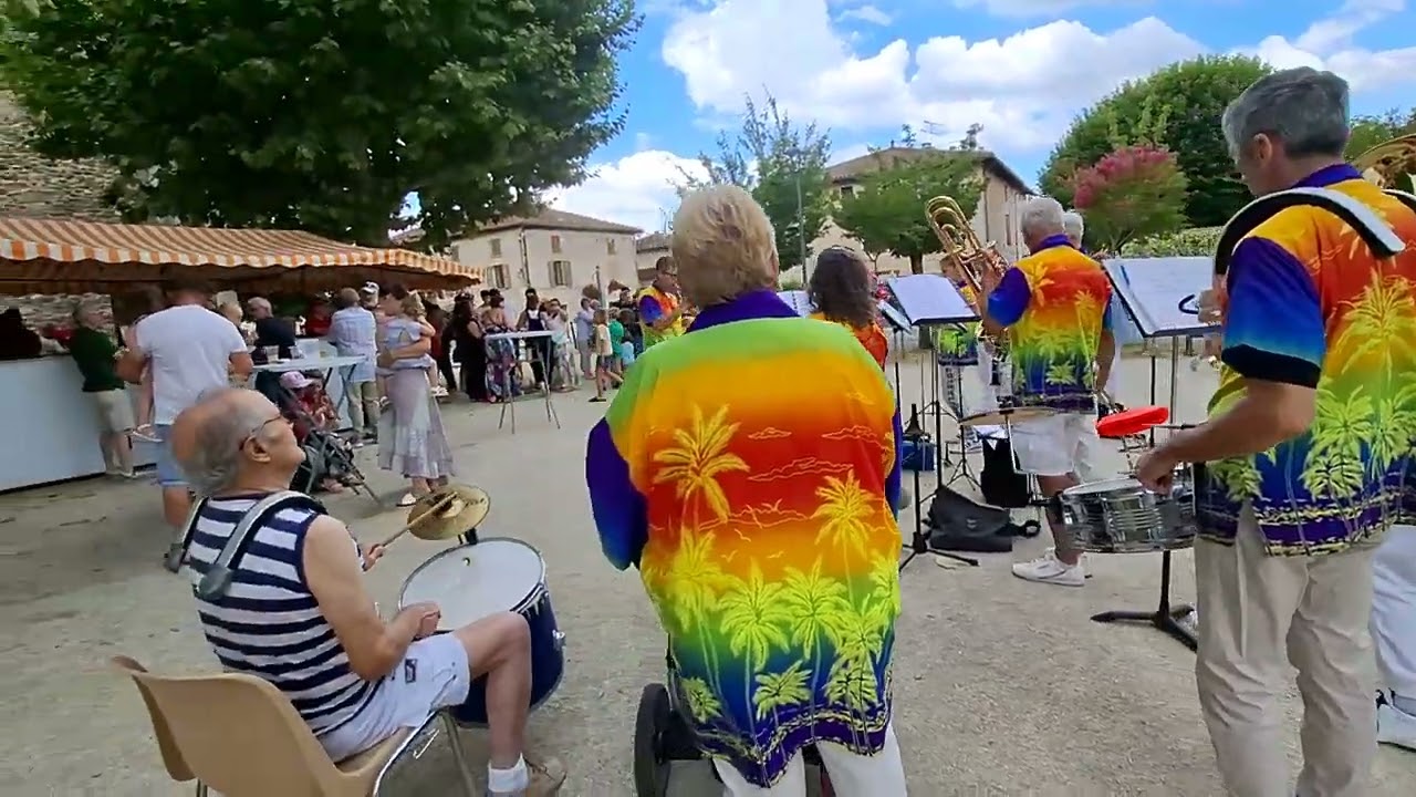 Uptown Funk - Une vidéo de la banda d'Hostun : O2H Band