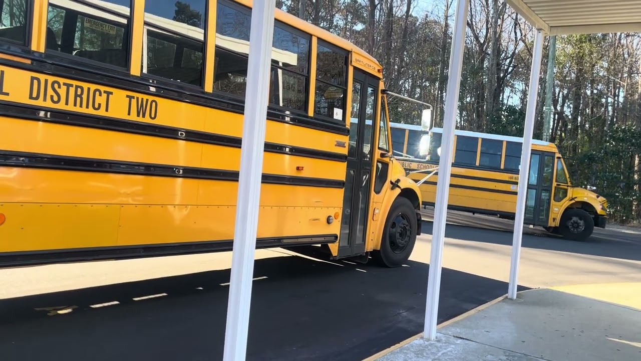 SHS buses whipping outta here (AM)