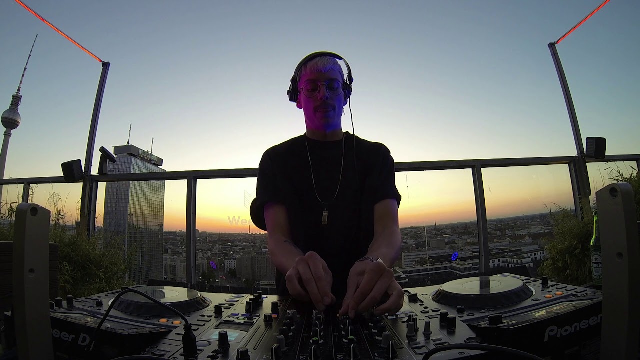 Rooftop Session w/ Pascale Voltaire