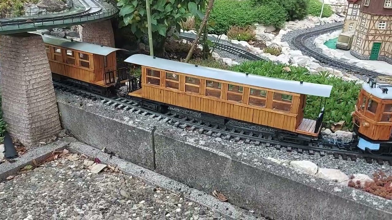 Mallorca Triebwagen nun mit Wagen