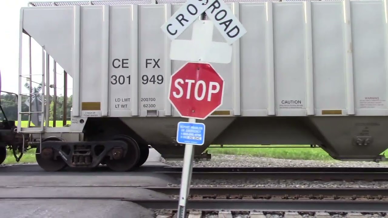 NS Trains In Annville PA Plus NS 5210 NS 9504 CSX Patched Units NS 4002 And BNSF