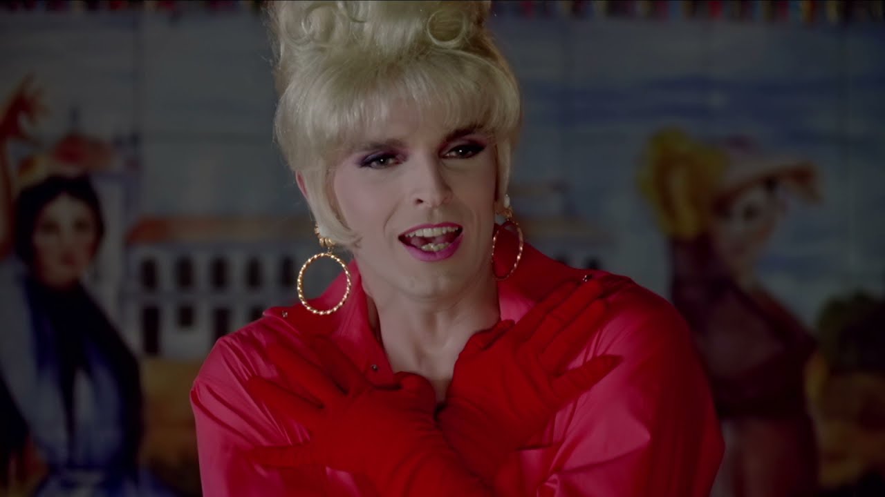 Luz Casal - Un a&ntilde;o de amor (OST High Heels / Tacones Lejanos), Full HD (Digitally Remastered)