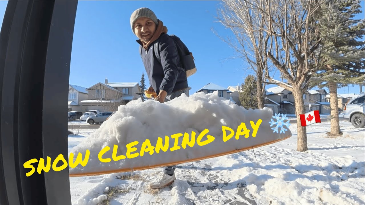 Cleaning Snow at -5°C in Canada ❄️| Real Canada Life 🇨🇦❄️