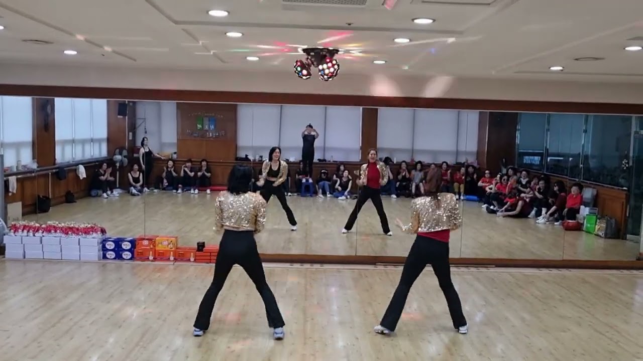 유엔아이~송년발표회 반짝반짝 멋짐