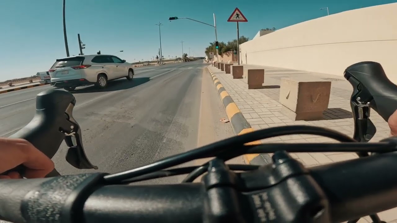 Awesome City Rides | Riding Road Bike in Riyadh 