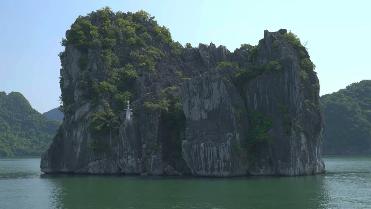 Vietnam Halong Bay (4K HDR)
