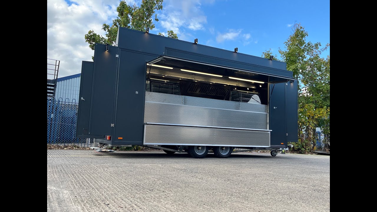 Showmans catering food truck trailer