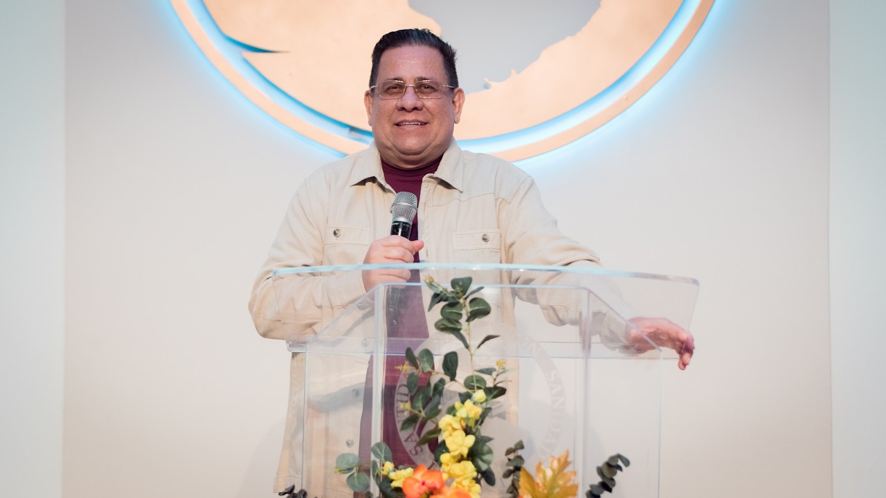 ESPÍRITU SANTO CAPACITA MI CORAZÓN PARA SERVIR DE LA MEJOR MANERA | Ps. Rubén Gómez | Maranatha Cali