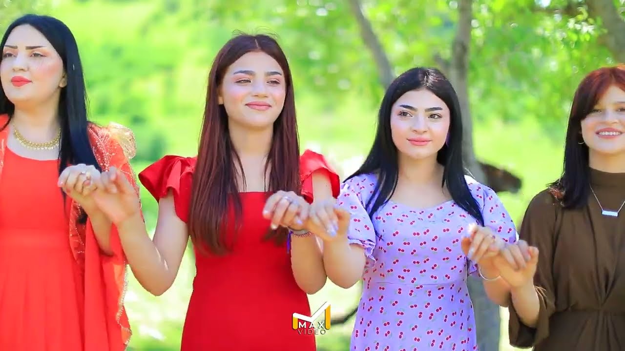 مجموعة من الأغاني القديمة بصوت الفنانين ( شاكر حلو & حميد قيراني ) في السفرة أبناء سيباي