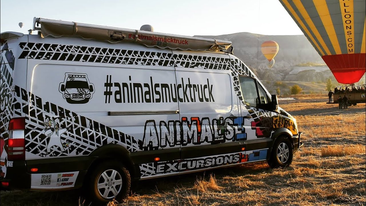 #animalsmucktruck