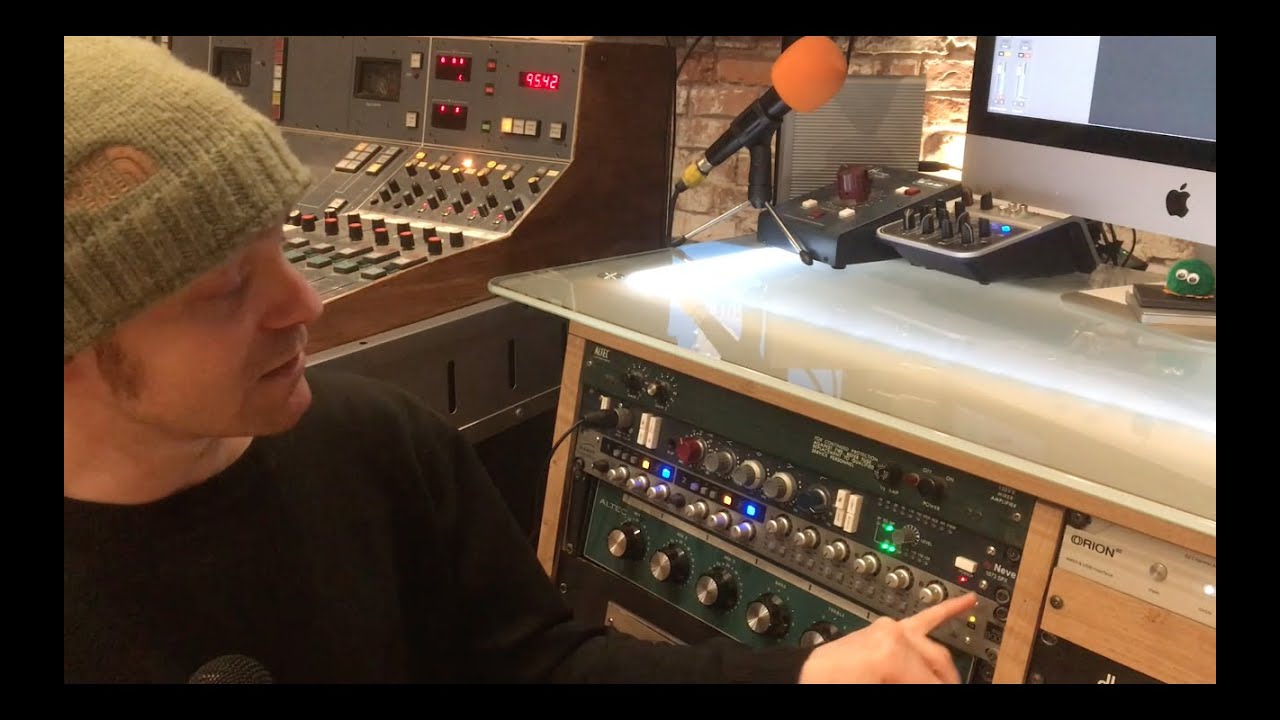 Fox Barn Shorts #2 Neve 1073