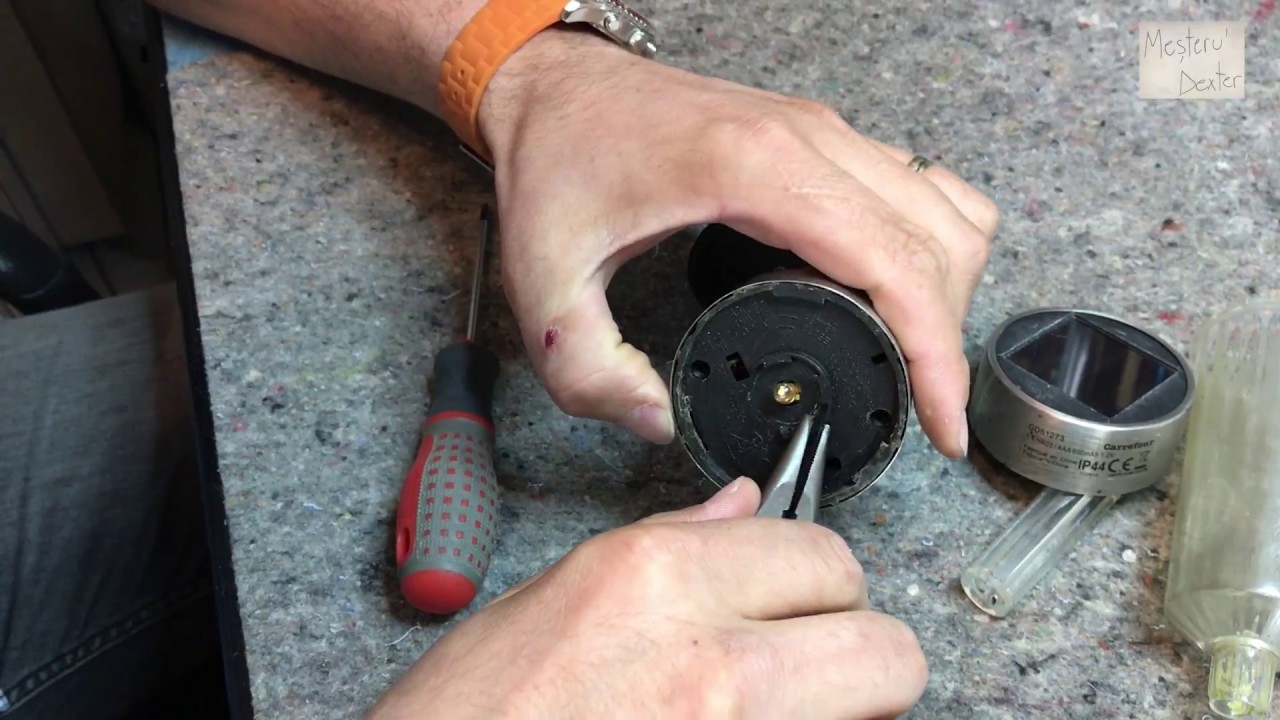 Reparatie lampa solara
