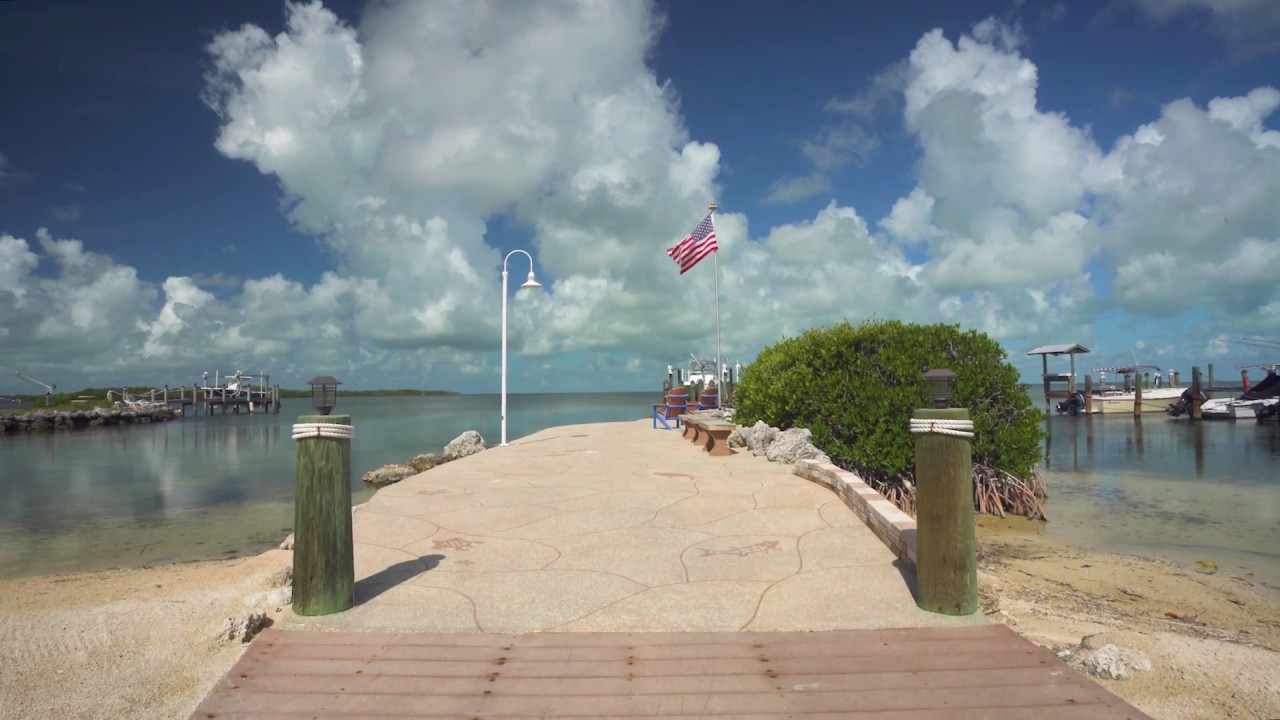 Island Bay Resort | 92530 Overseas Hwy. | Key Largo, FL | REELESTATES.COM