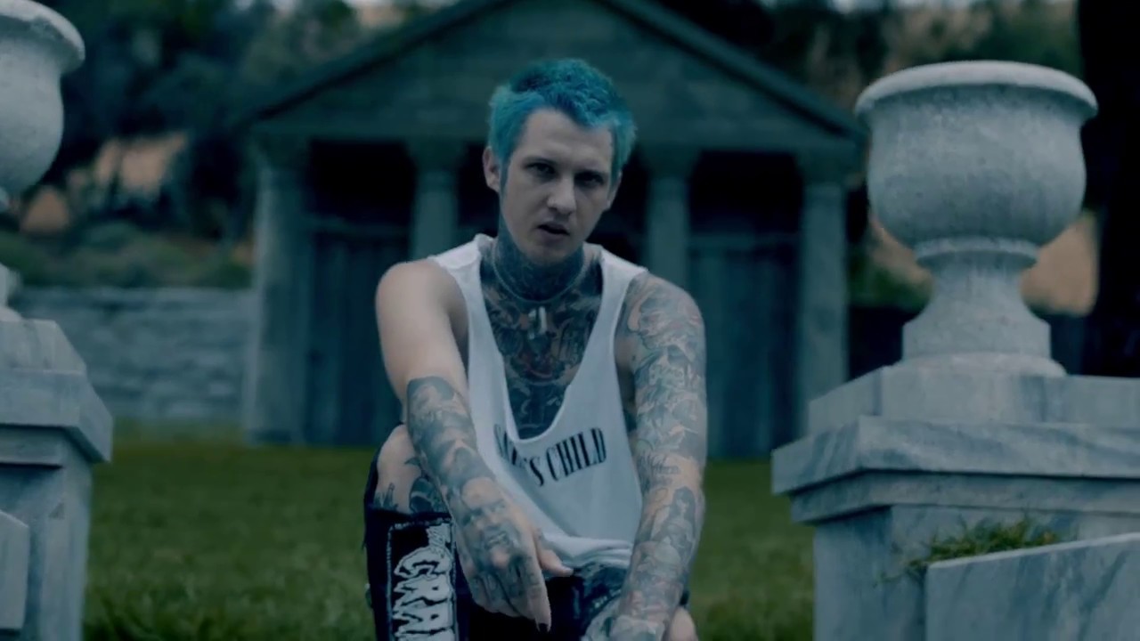 GVLLOW - I AM NOTHING (OFFICIAL MUSIC VIDEO)