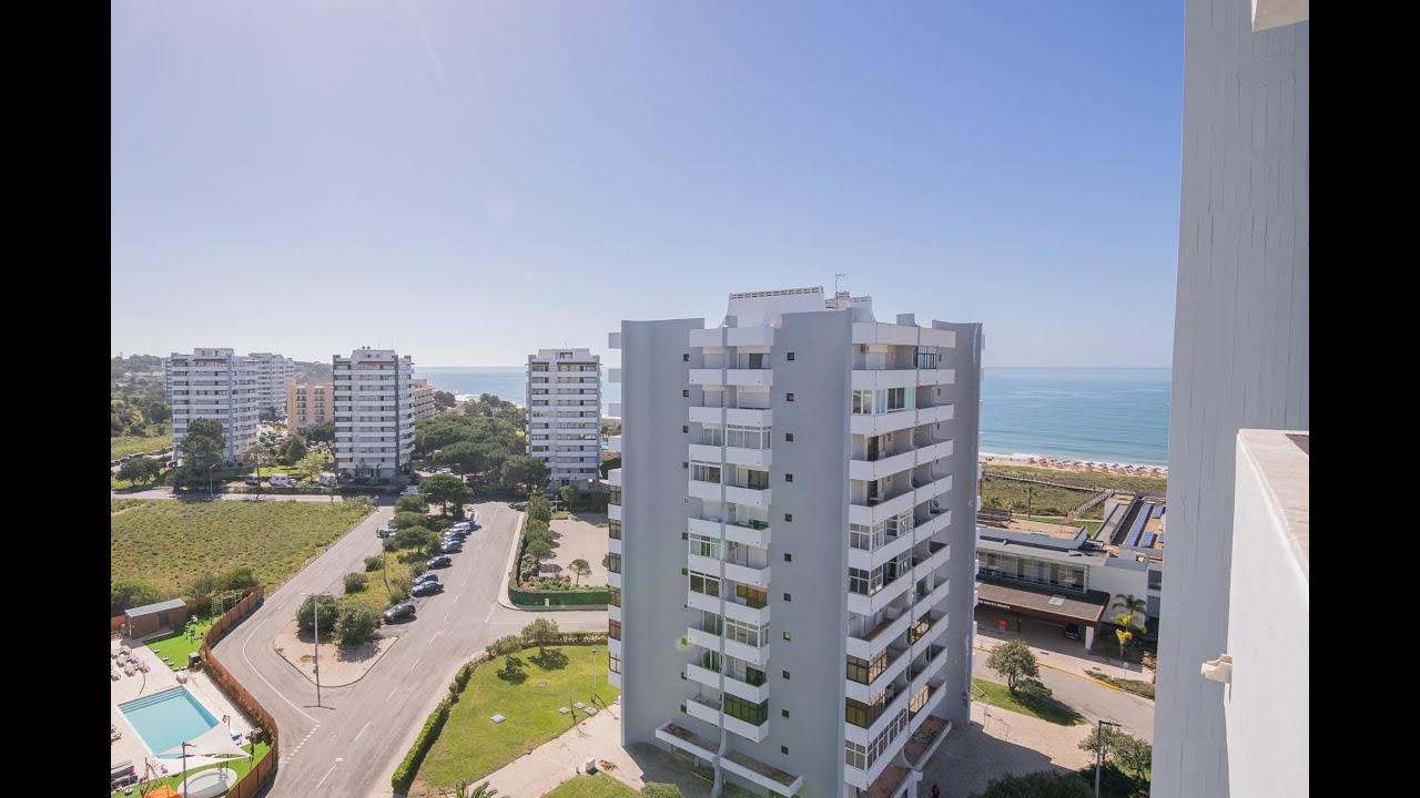Tenha a Praia de Alvor a seus Pés