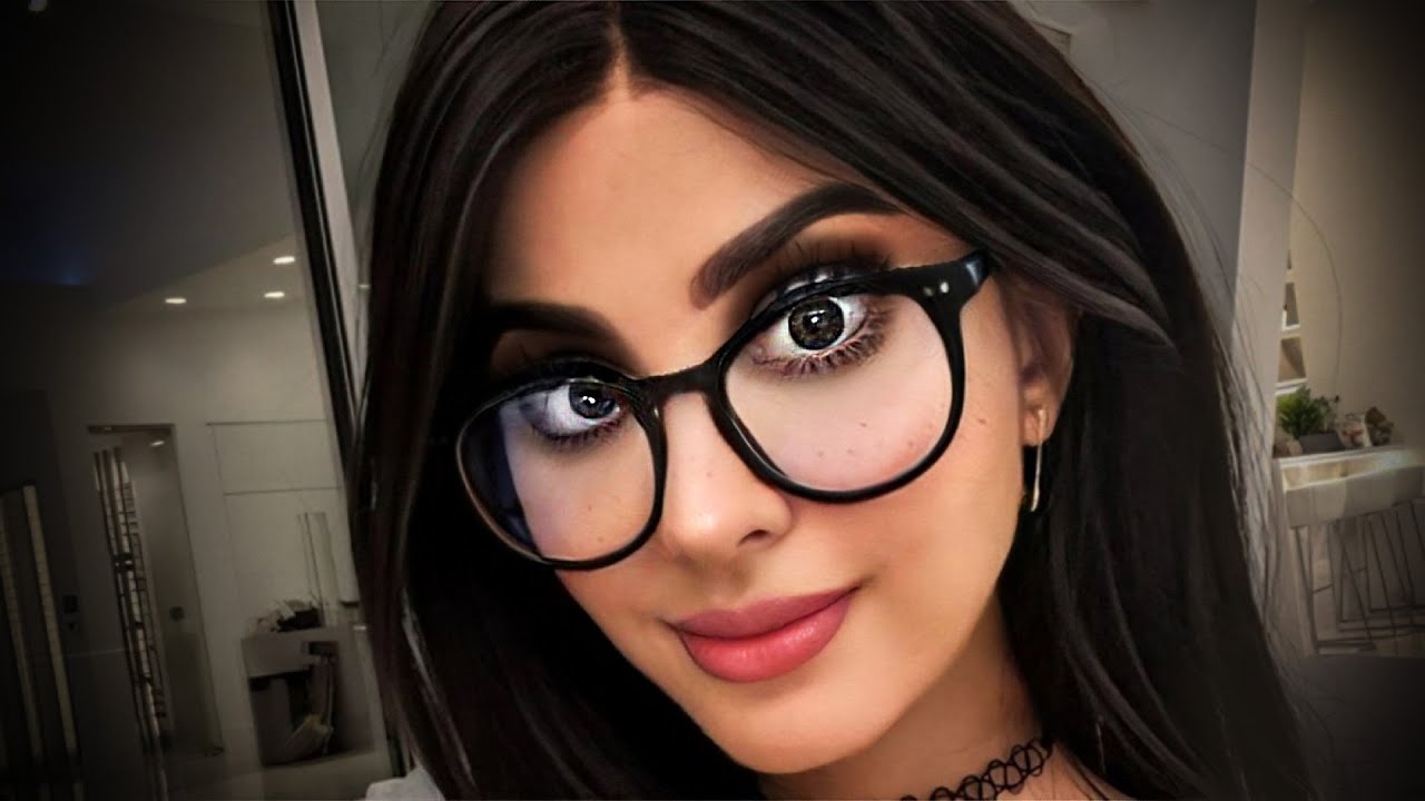 She Just Doesn't Stop (Sssniperwolf)...