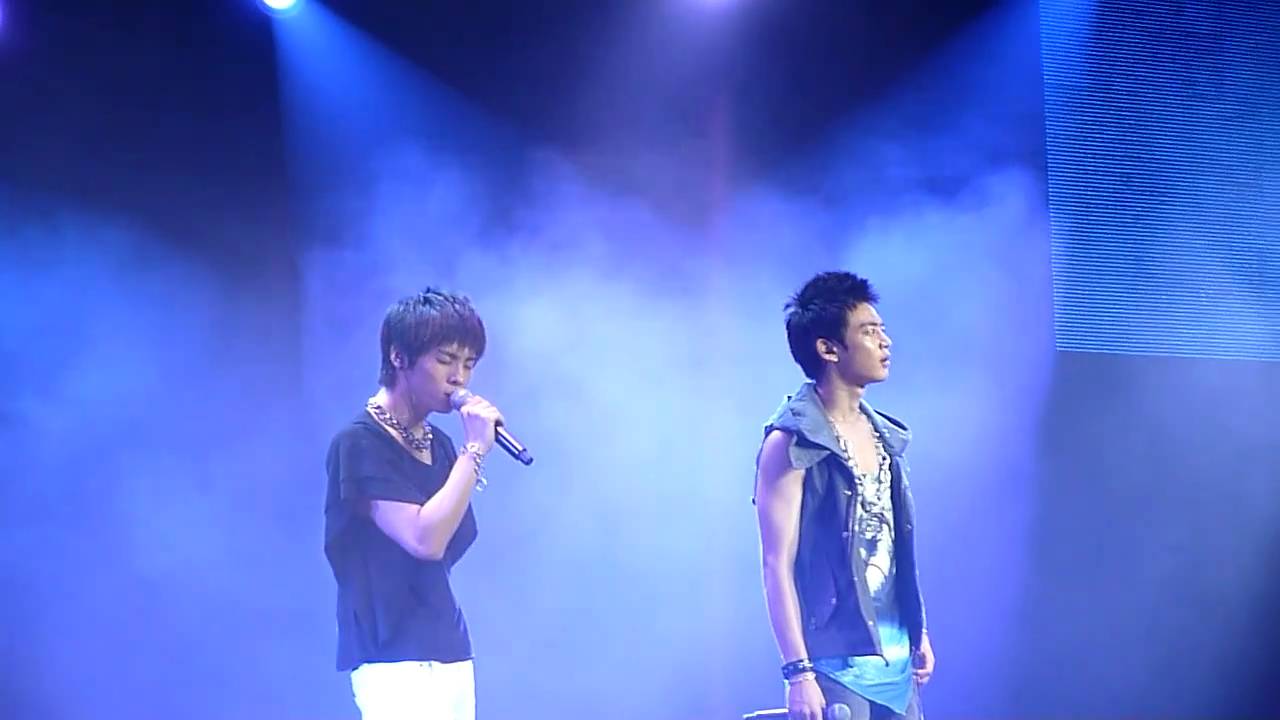 [fancam] HQ 100904 SHINee - QUASIMODO [SMTOWN LIVE 2010 in LA]