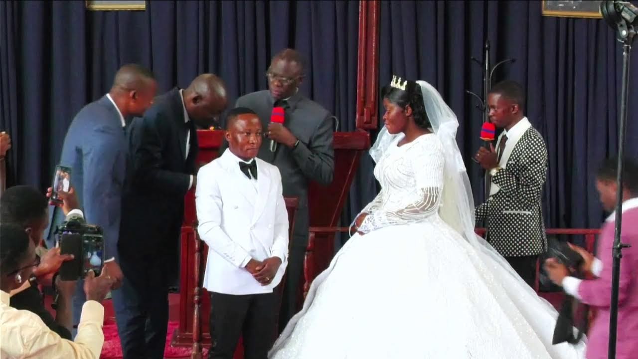 PAST. JC TSHILUMBA | ESSAYER DE RENDRE UN SERVICE A DIEU SANS QUE CE SOIT LA VOLONTE DE DIEU