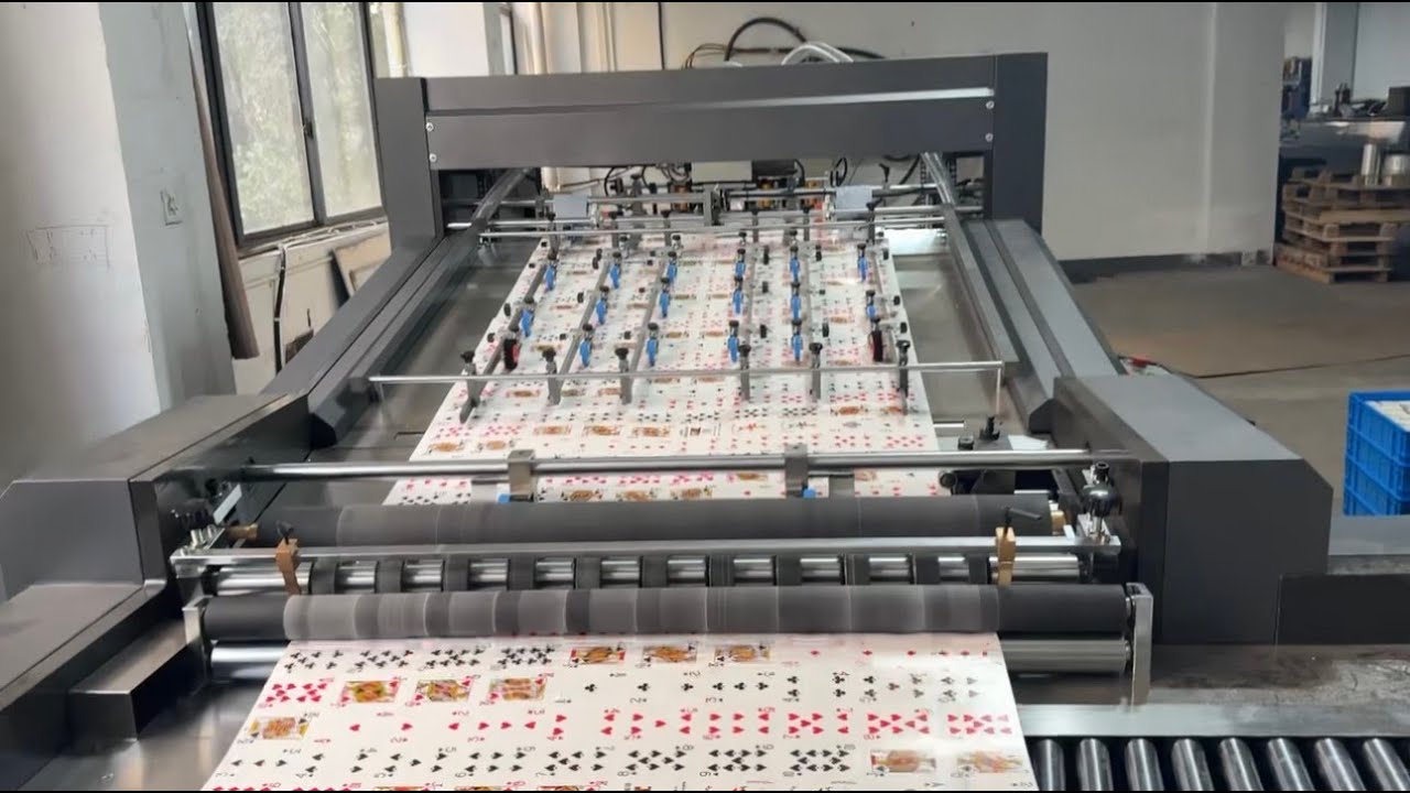 PK108-110 Automatic Poker Cards Cutting Making Machine