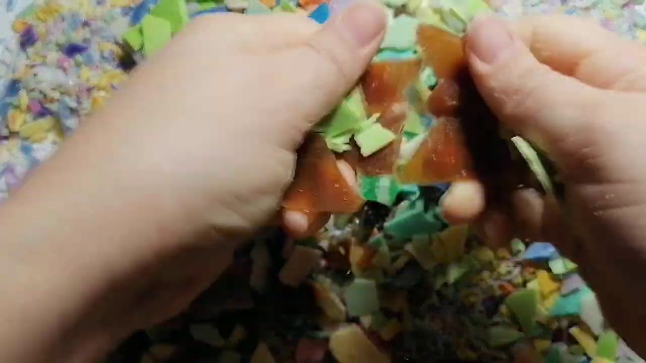 #asmr#soap#ломаюмыло Хрустящие ломтики мыла😁💙💜💗💚❤️