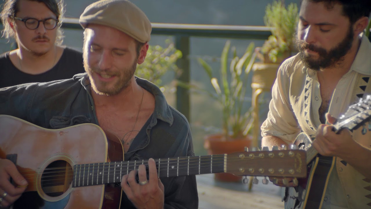 Foxtrails - Floras (Live Acoustic Version)