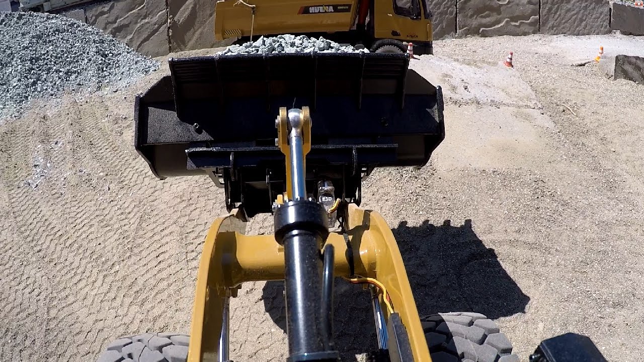 ONBOARD a Model Kabolite K966 Hydraulic Wheel Loader!