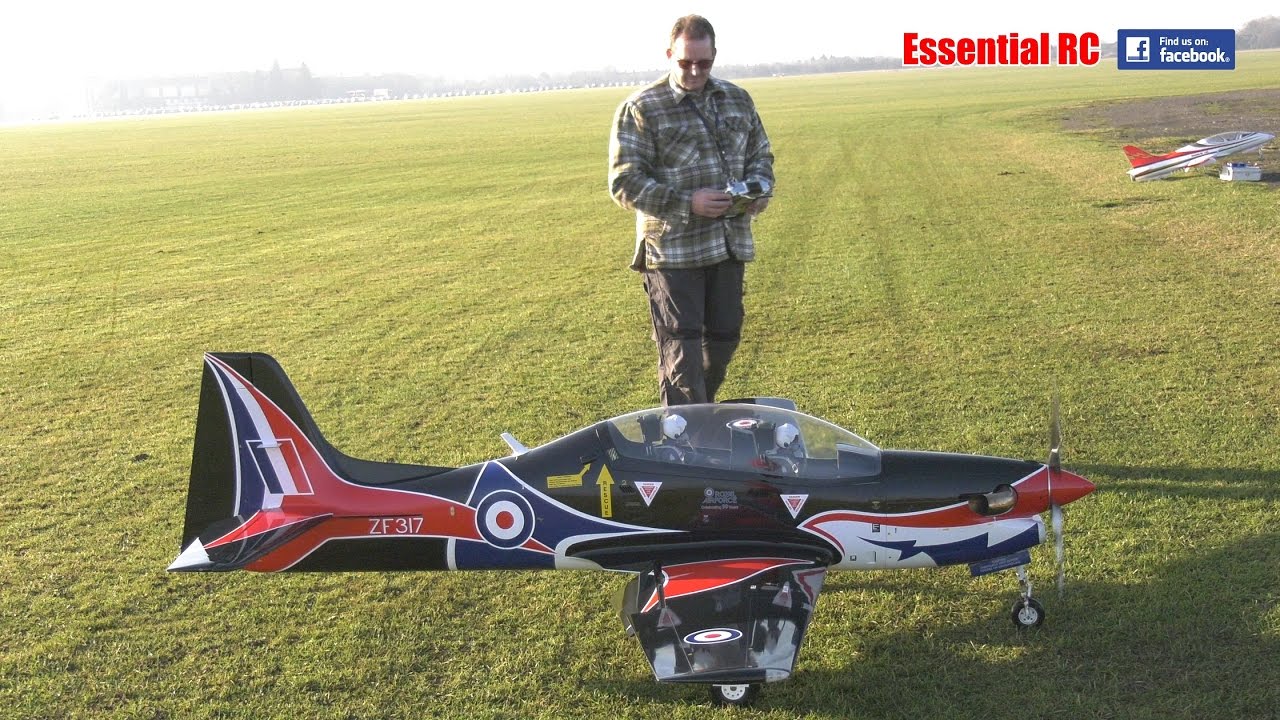 GIANT SCALE RC T-27 TUCANO flown by Ian George [UltraHD & 4K]