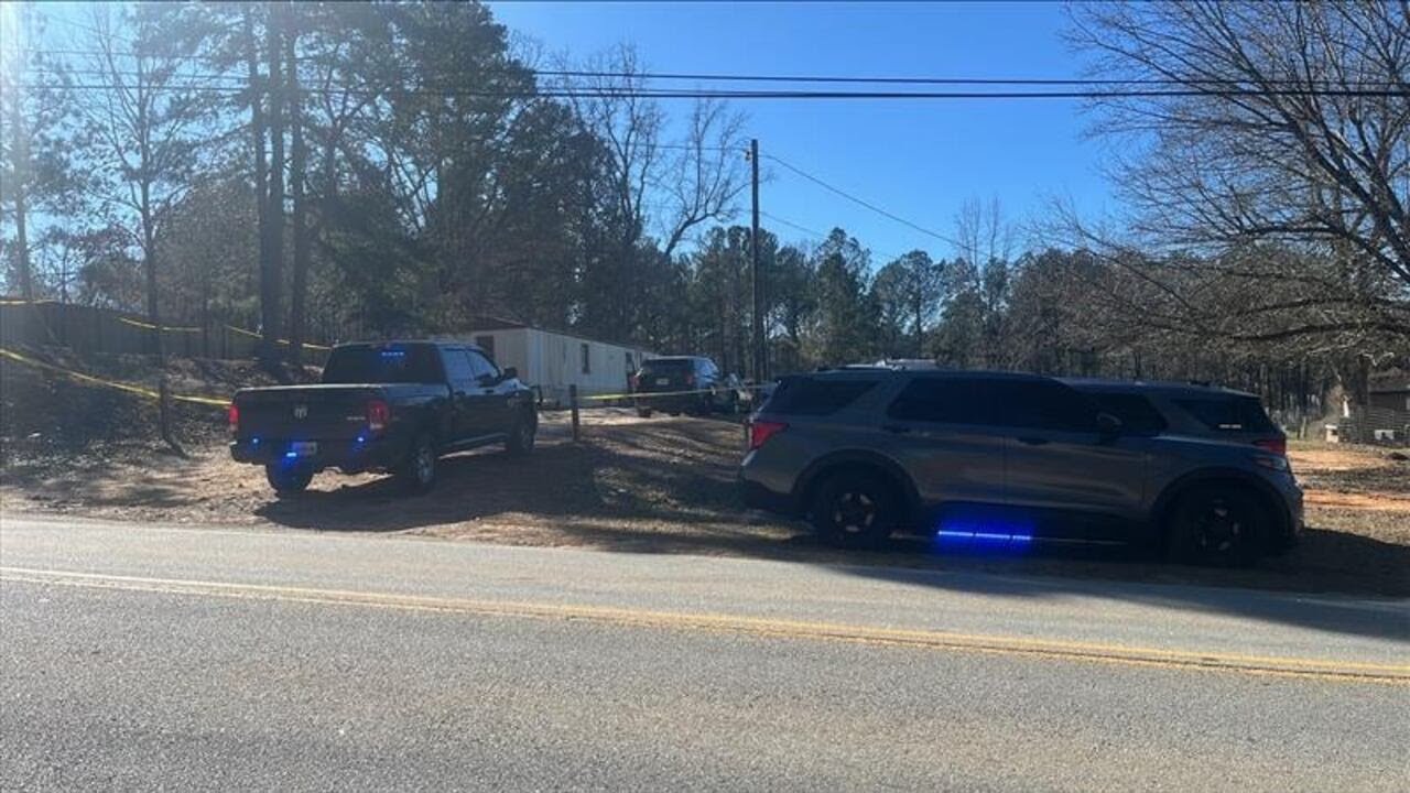 Suspect shot after trying to hit Barrow County deputy with car, sheriff&rsquo;s office says