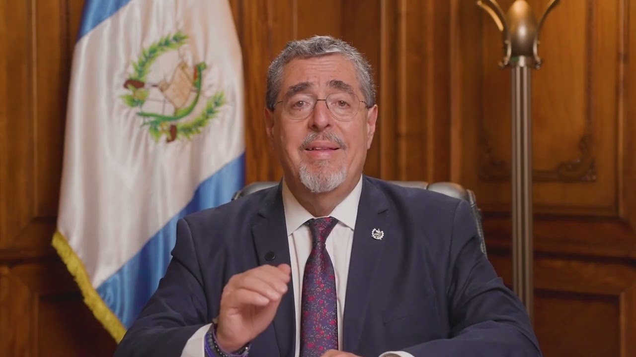 Presidente Bernardo Arévalo acuerda crear mesa técnica, para el uso de seguros a terceros.