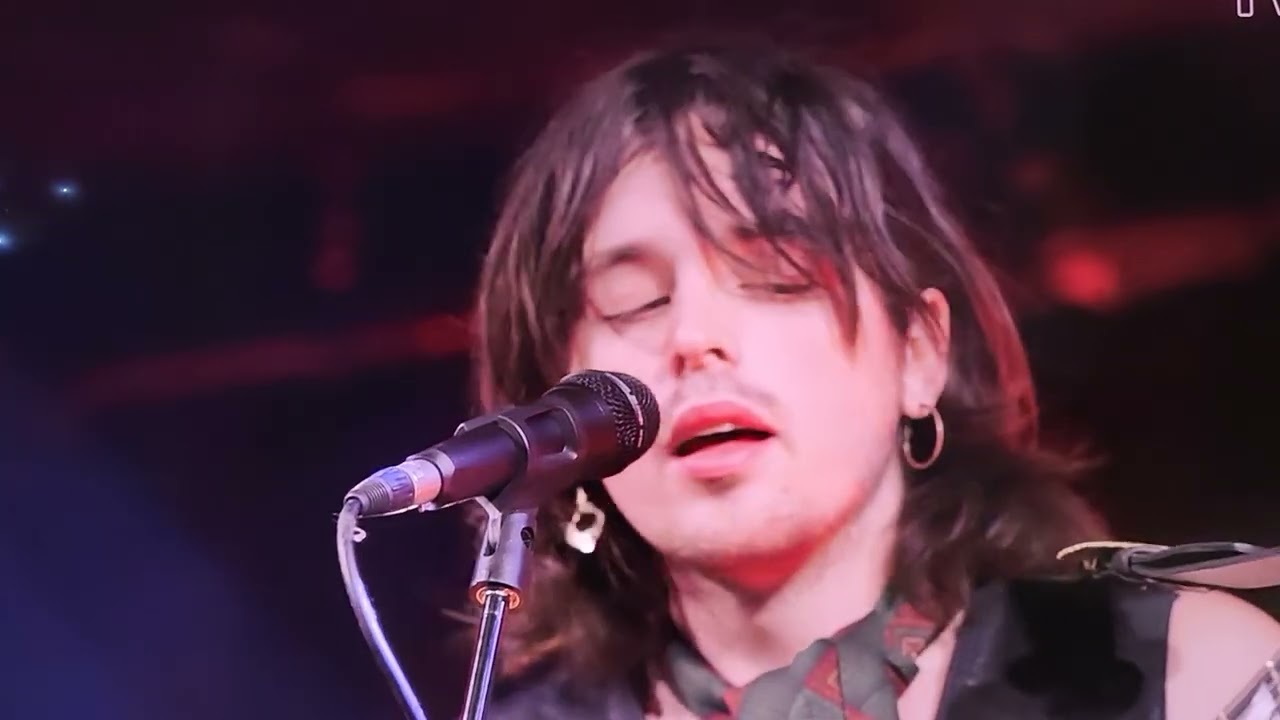 The Fynches live - Fanning at Whelans - Glow