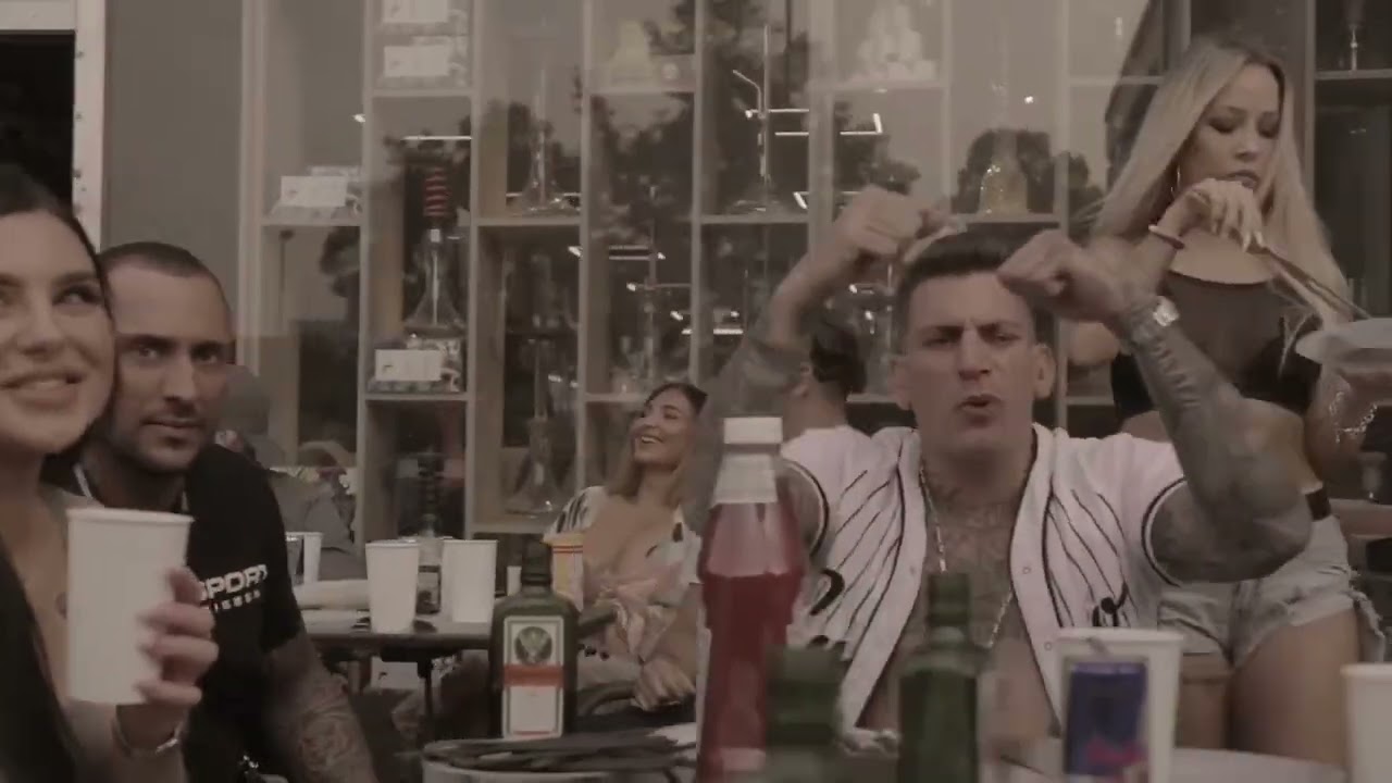 GZUZ x AZET x CAPITAL BRA x FARID BANG x ZUNA - RED