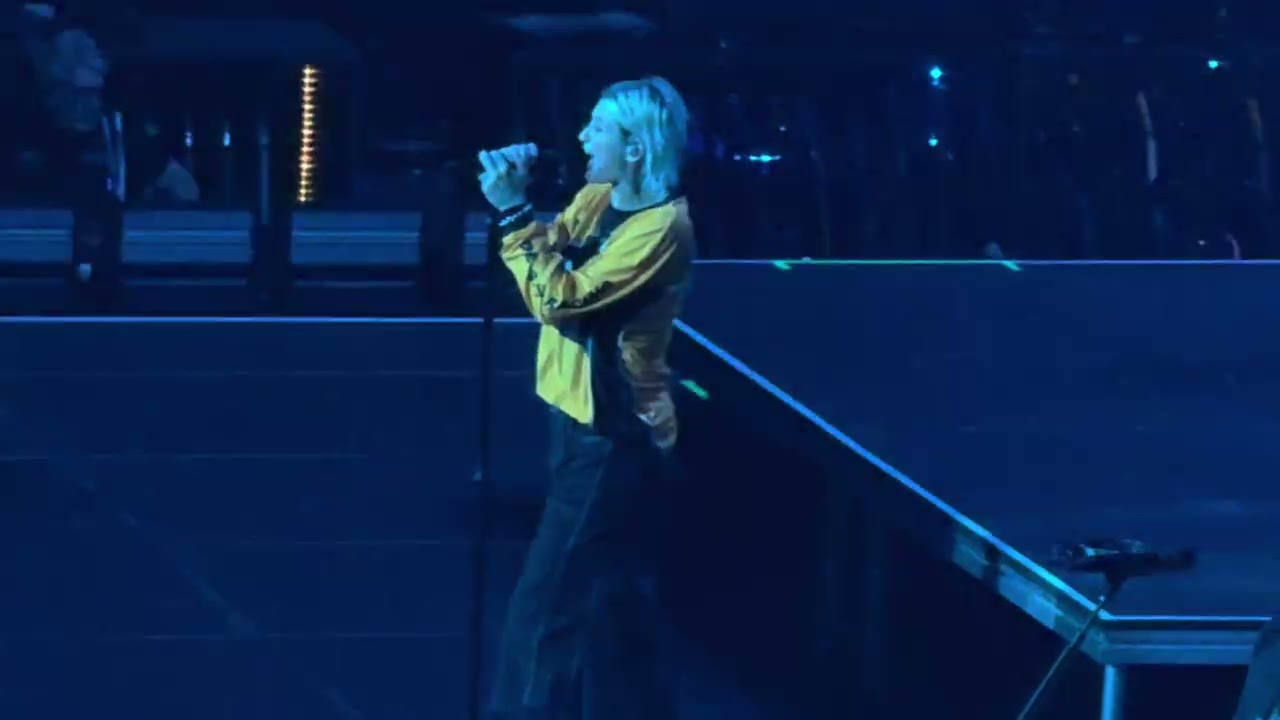 Linkin Park - Cut The Bridge - Live at Rod Laver Arena, Melbourne, Australia 10.3.26
