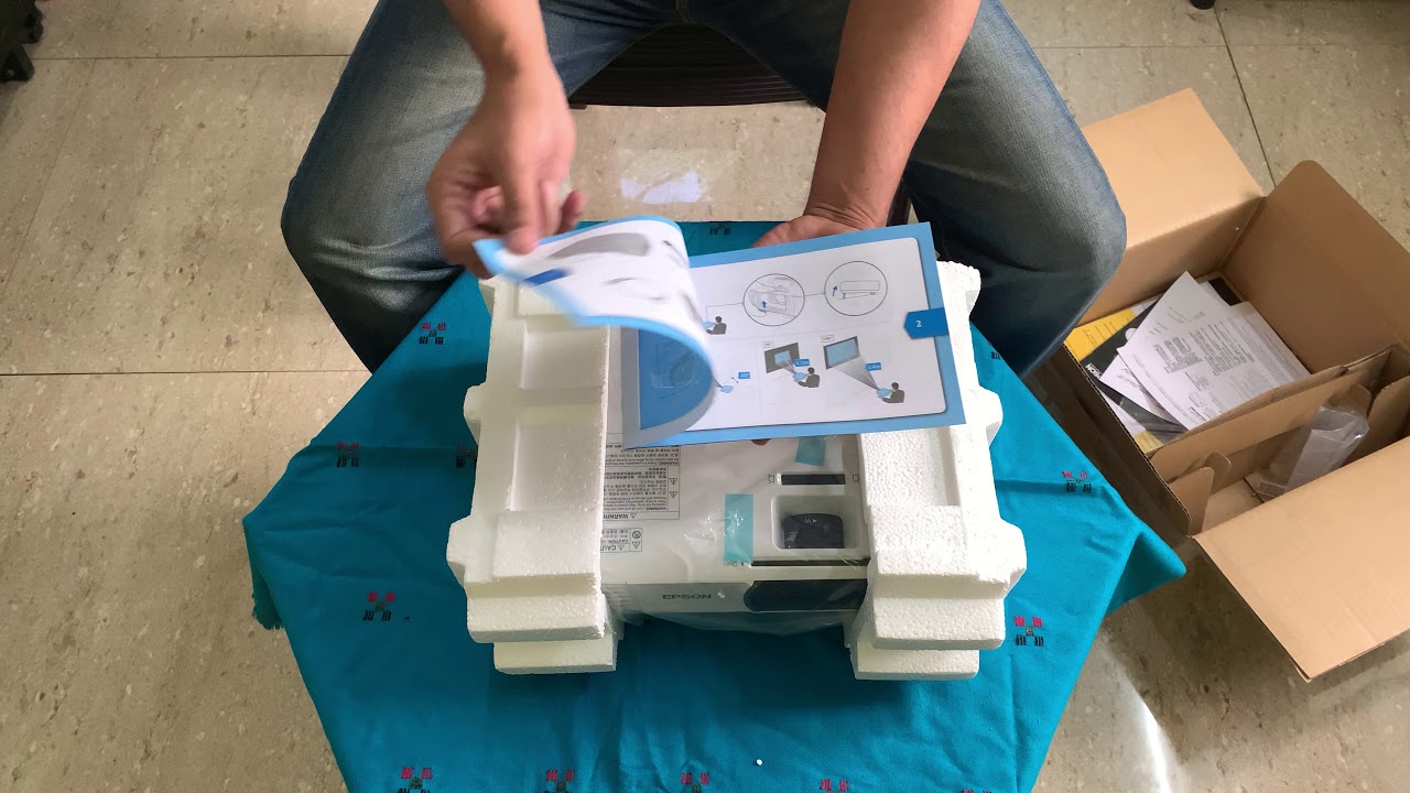 Unboxing of (unboxed) Epson Home Theatre TW750 Full-HD 3LCD Projector