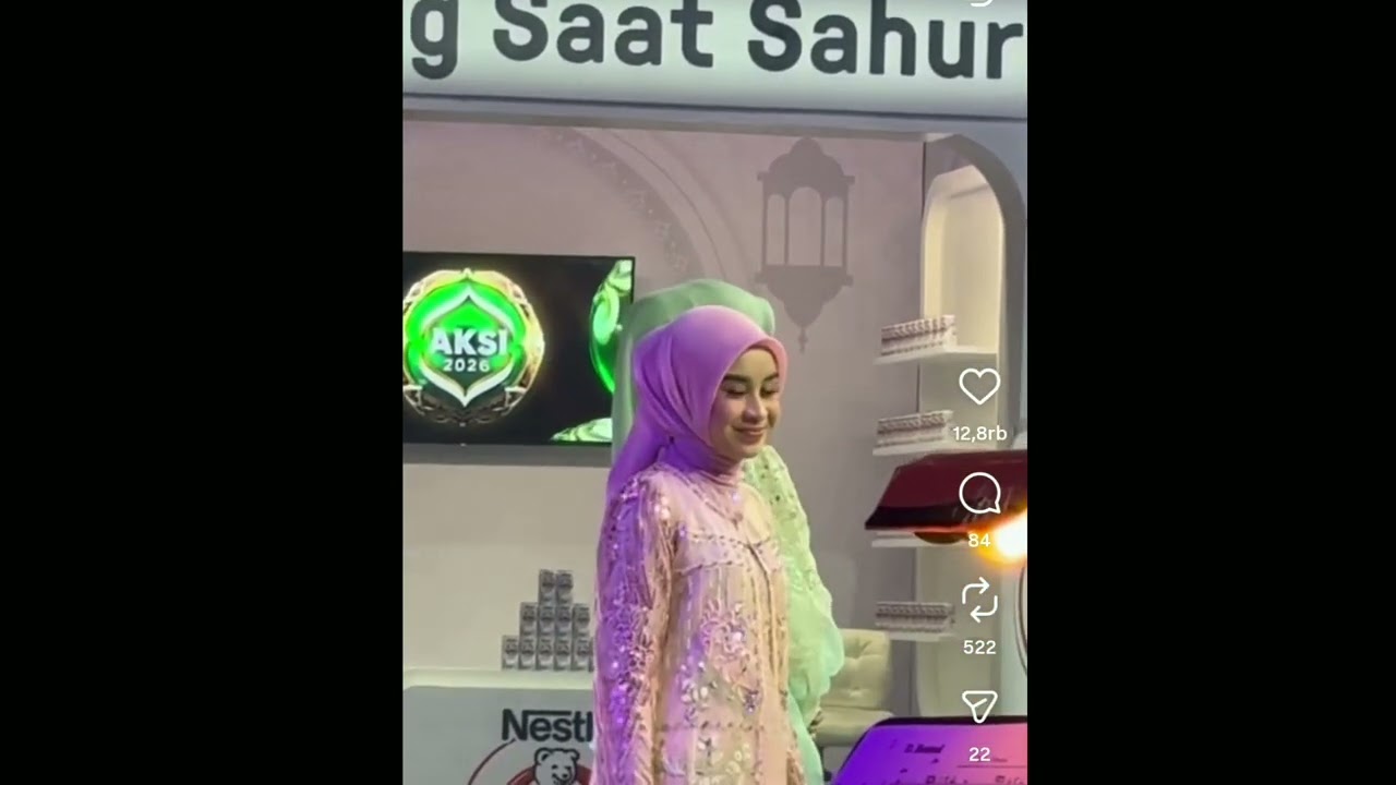 SENYUM MANIS MILA DA 7