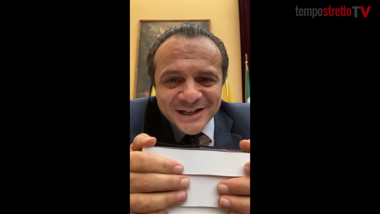 I consiglieri abbandonano l'aula, la reazione del sindaco Cateno De Luca
