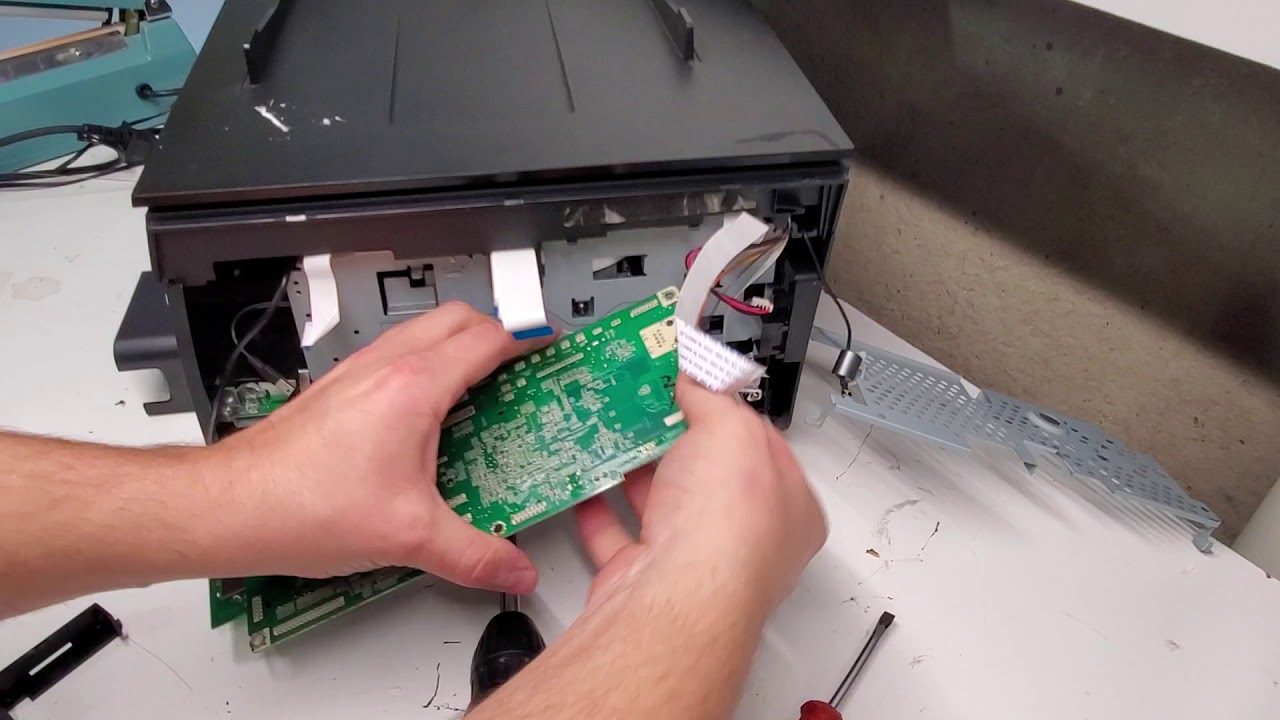 Taking apart Lexmark Pro915 Printer