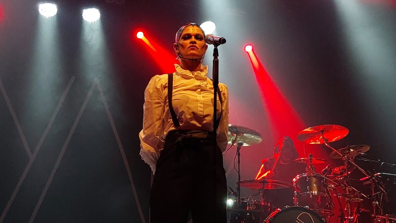 SKYND - Michelle Carter (live Helsinki 1.9.2022)