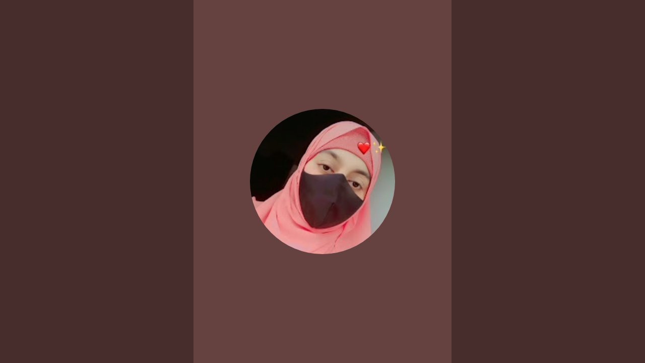 Hafsa Shireen  is live! Sunday Live