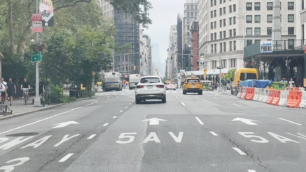 New York City | 4K Driving in 5 Avenue Manhattan