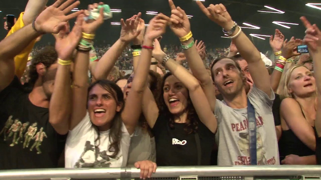 Pearl Jam - Yellow Ledbetter - Copenhagen (2012)