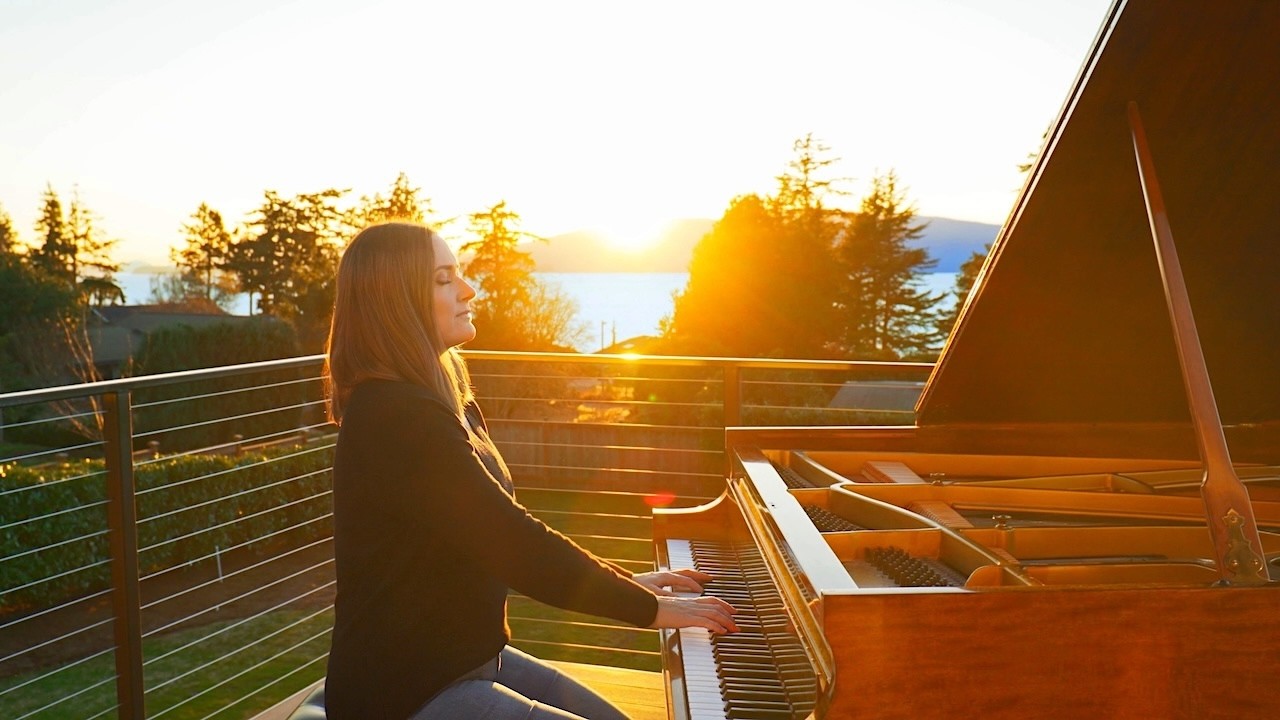 Sabrina Carpenter - Please Please Please (SUNSET EDITION)